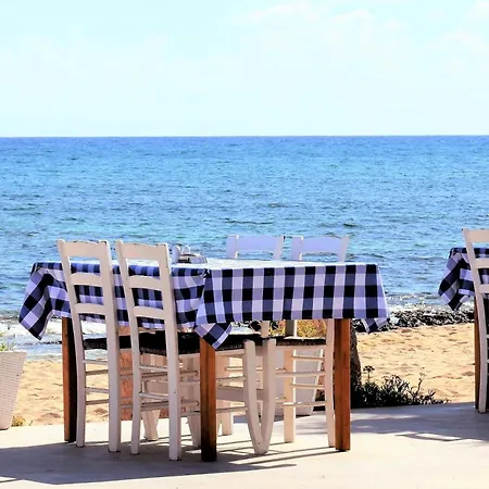 Villa Luxury Naxos Superior Triple 150m From Agios Georgios Center Saint George