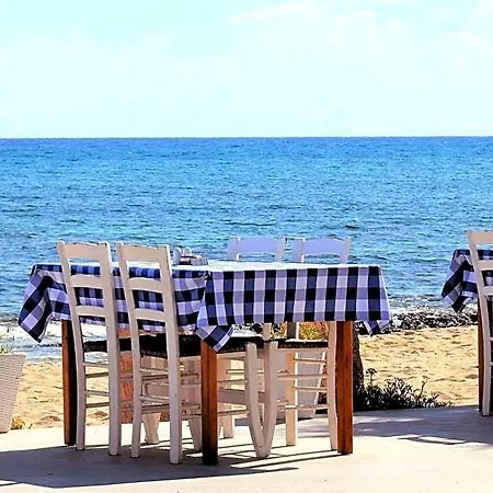 Vila Luxury Naxos Superior Triple 150m From Agios Georgios *